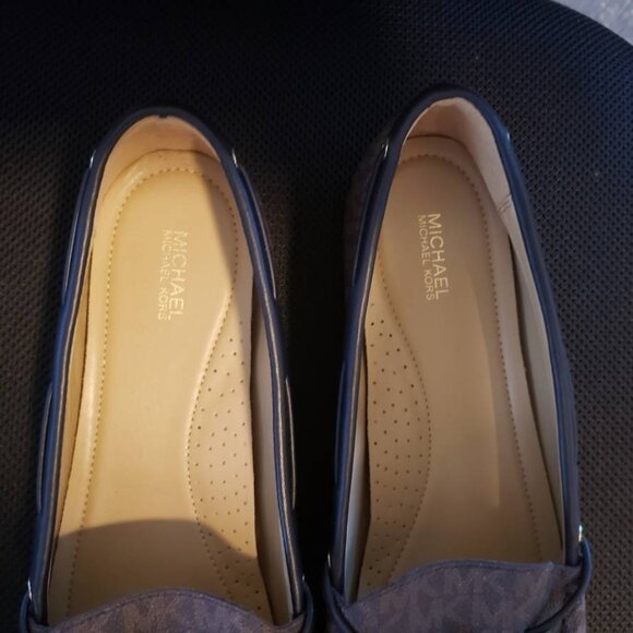 NEW MICHAEL KORS FLATS MOCCASIN SIZE 11 SOFT WALKING SHOES - Picture 5 of 5